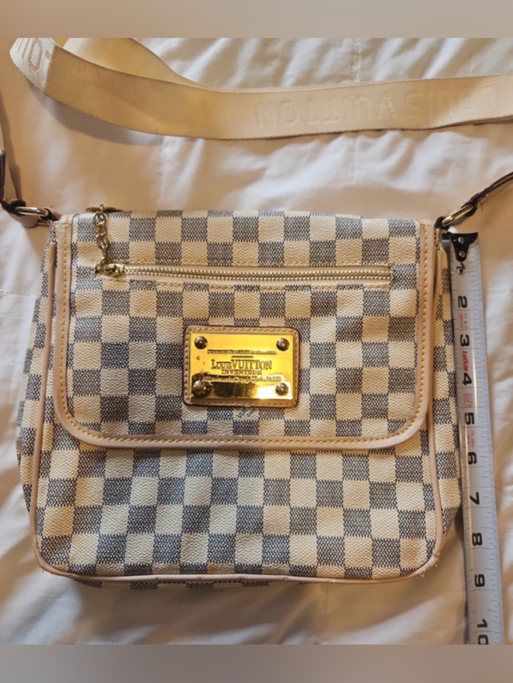 Damien Azur Crossbody Bag in Cream and Blue-Gray excellent condition read see